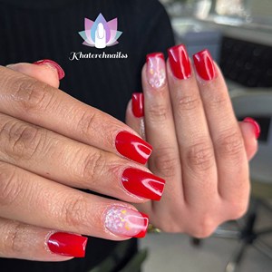 کاشت ناخن نچرال 